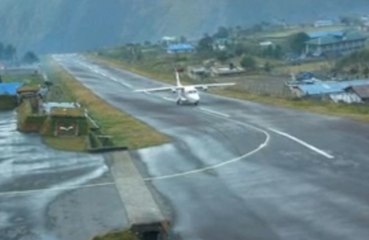 Au Népal, Lukla abrite l'aéroport le plus dangereux du monde !