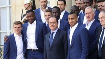 François Hollande charge violemment les Bleus et dénonce les dérives du foot français