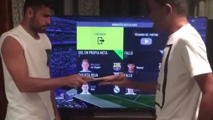 Diego Costa punit ses adversaires sur Fifa d'une drôle de manière !