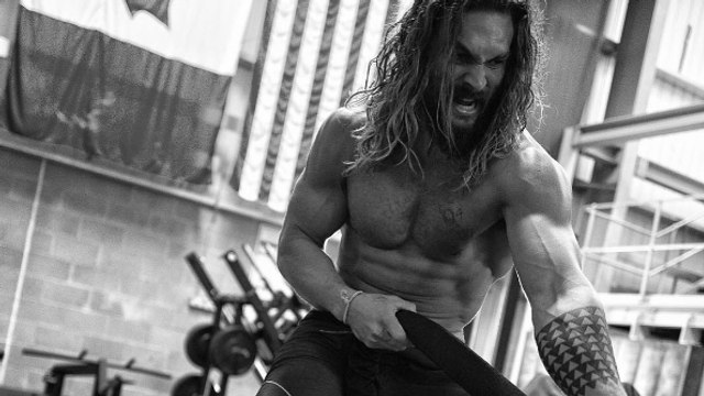 Les membres de l'équipe du film Justice League s'entraînent comme des brutes avec le coach Mark Twight