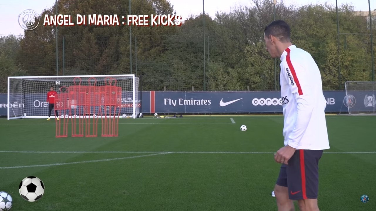 Angel Di Maria enchaîne les coup francs magnifiques avec le PSG