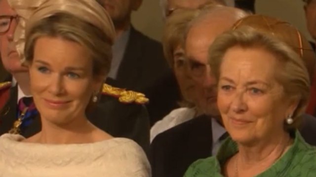 Abdication d'Albert II : l'ancien roi des Belges adresse un gros kiss à sa reine