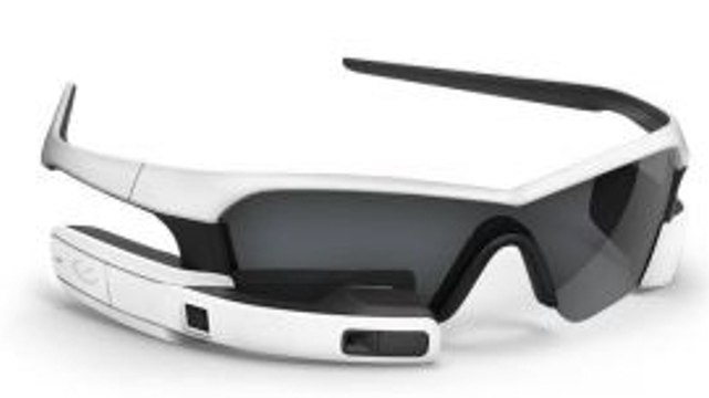 Google Glass : Recon jet, les concurrentes des lunettes star de Google s'activent !