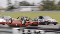 24 Hours of LeMons : découvrez la première voiture de course qui roule à l'envers !