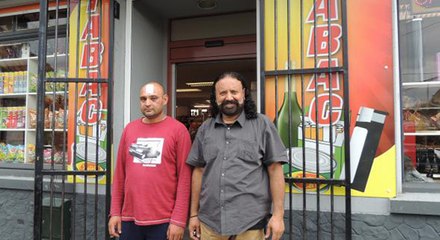 Epicier en Belgique, Mohammad Baig fait fuir des braqueurs en leur donnant une correction