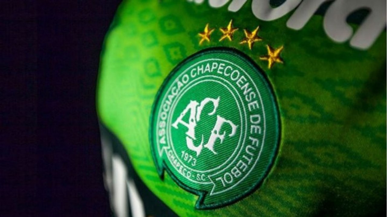 Les propositions incroyables des clubs brésiliens pour aider le club de Chapecoense, décimé par le crash d'avion