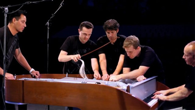 Le collectif The Piano Guys se mettent à 5 pour jouer un titre des One Direction au piano