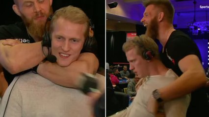 Le combattant Emil Meek étrangle en direct un commentateur de poker qui est pris de convulsion