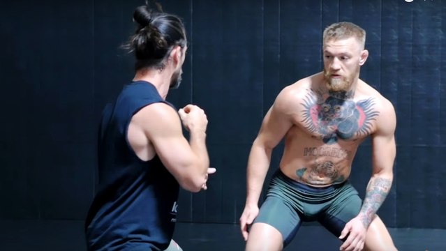 La mystérieuse routine d'entraînement de Conor McGregor pour développer sa mobilité