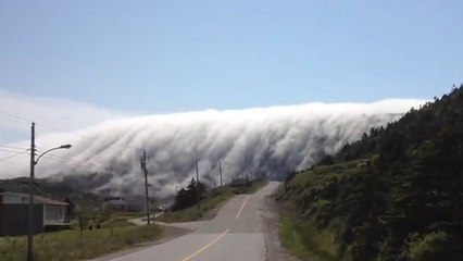 A Terre-Neuve, le brouillard se déplace comme une avalanche
