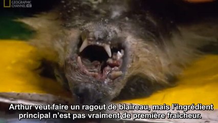Depuis des années, Arthur Boyt mange les animaux morts qu'il trouve sur les routes