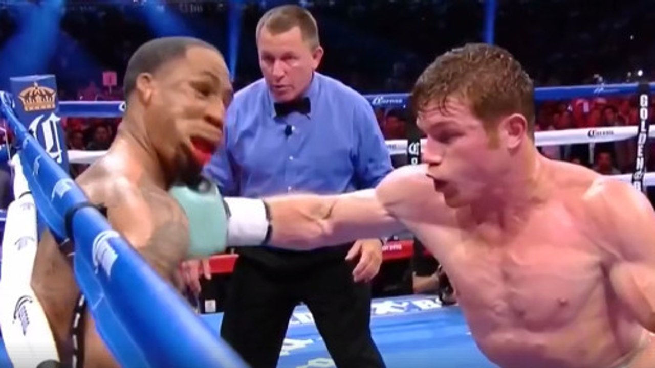 Voilà ce qu'un énorme KO infligé par Canelo Alvarez donne en super slow motion... Flippant !