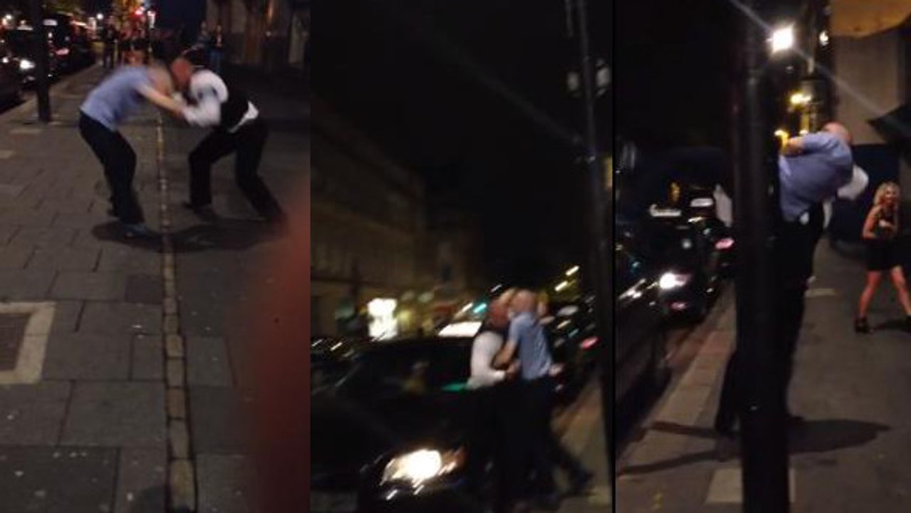 L'impressionnante bagarre entre un videur de discothèque et un client