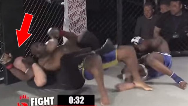 Un arbitre obligé d'étrangler un combattant de MMA pour arrêter le massacre