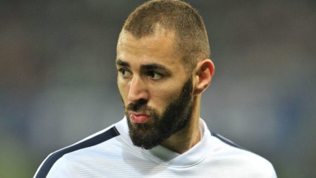 Karim Benzema délibérément zappé par le compte Twitter de la FFF