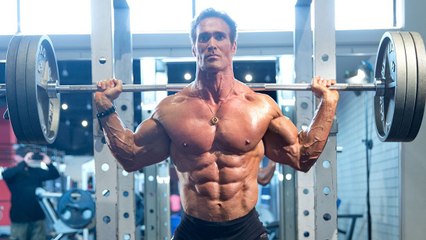 Mike "the Titan" O'Hearn jure qu'il n'a jamais pris de stéroïdes et que son corps est naturel