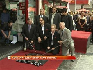 Penn & Teller terima Tapak Bintang