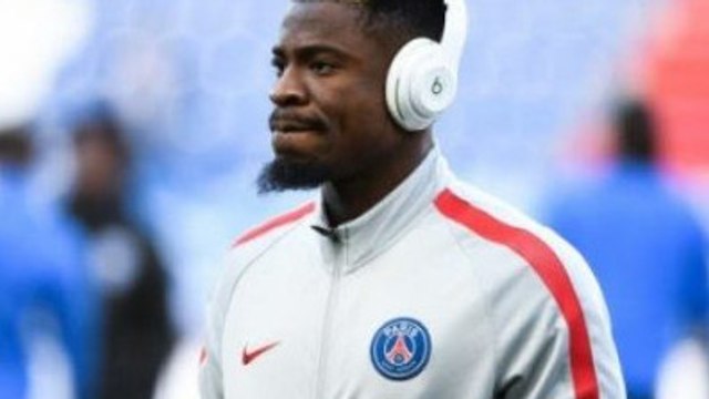 PSG transfert : Serge Aurier se serait mis d'accord avec Manchester United