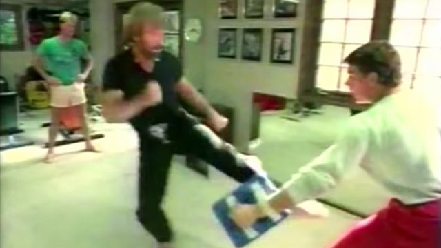 Quand Jean-Claude Van Damme et Chuck Norris s'entraînaient ensemble
