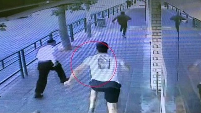 Quand un expert en Krav Maga stoppait un terroriste armé d'un couteau