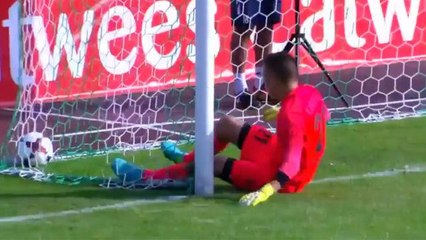 Comment marquer un but en 15 secondes sans toucher la balle ? Réponse en Estonie...