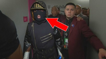 Pourquoi Mayweather portait une cagoule lors de son entrée ? Les explications possibles