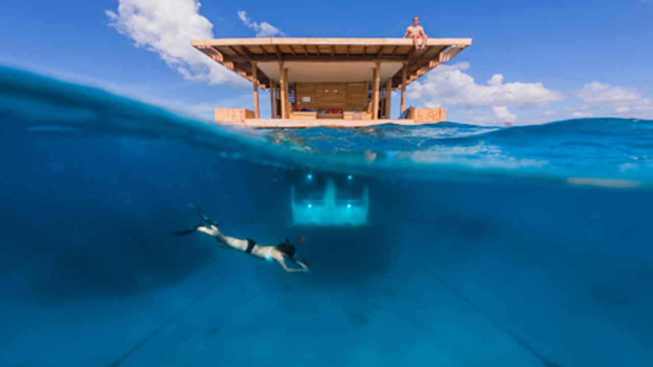 Manta Resort Underwater Room, l'incroyable chambre d'hôtel plongée à 4 mètres sous la mer