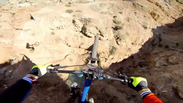 Brendan Fairclough dévoile son run et son incroyable saut en VTT depuis une falaise