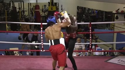 Quand David Haye détruit le champion du monde des poids lourd Deontay Wilder lors d'un sparring