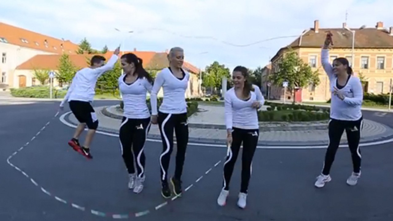 Ces Hongroises et leurs cordes à sauter vont vous impressionner !