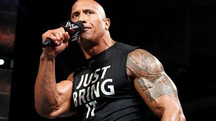 Un internaute chambre The Rock en disant que le "catch, c'est que du faux"... Mauvaise idée !