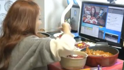 Pornfood : Chaque mois, Park Seo-Yeon gagne 6 500 euros en laissant les internautes la regarder manger