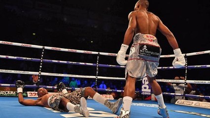 Un KO monumental pour un titre mondial en boxe en seulement... 11 secondes !