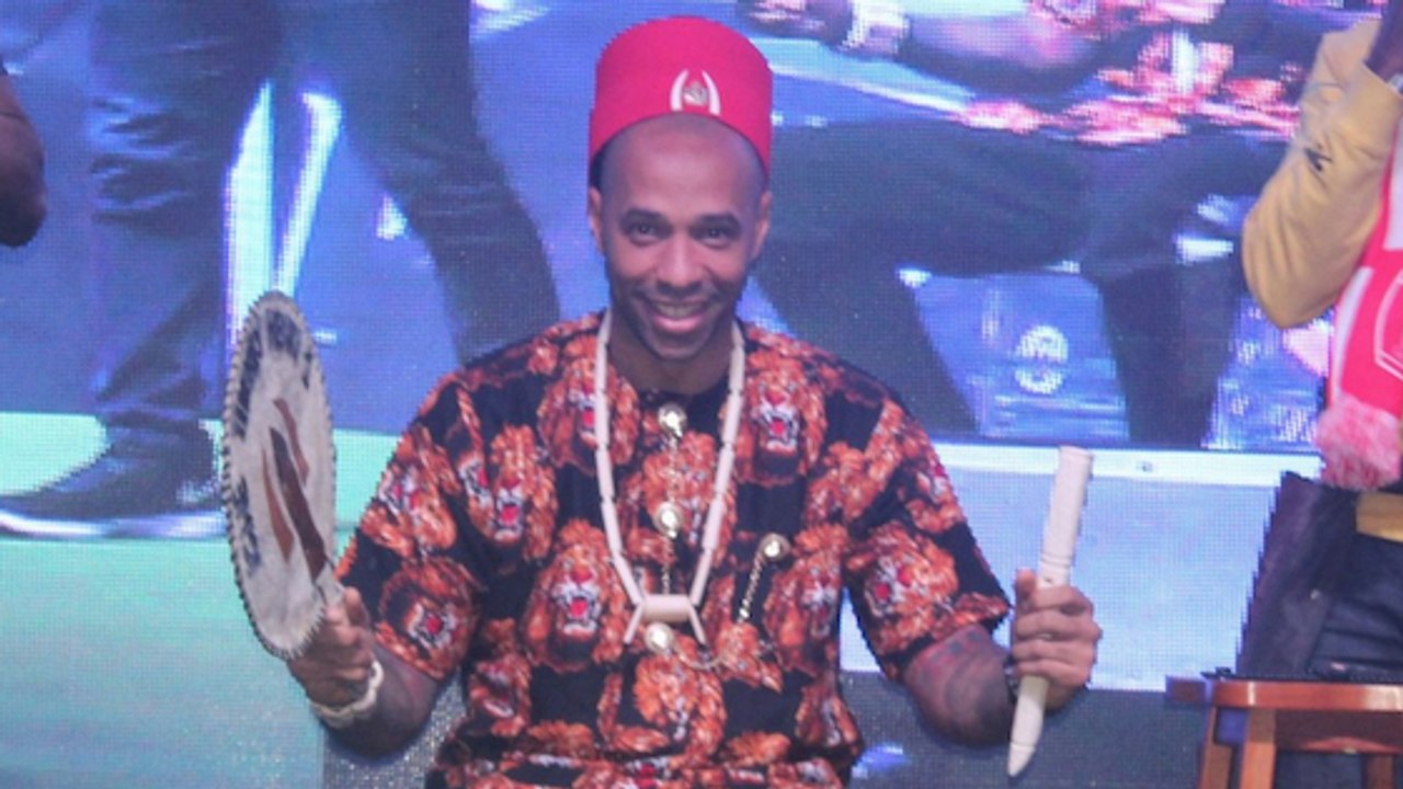 La classe de Thierry Henry, nommé "roi du football" au Nigeria