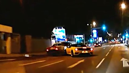 Hong Kong : Il perd le contrôle de sa Ferrari 360, percute un taxi et prend la fuite