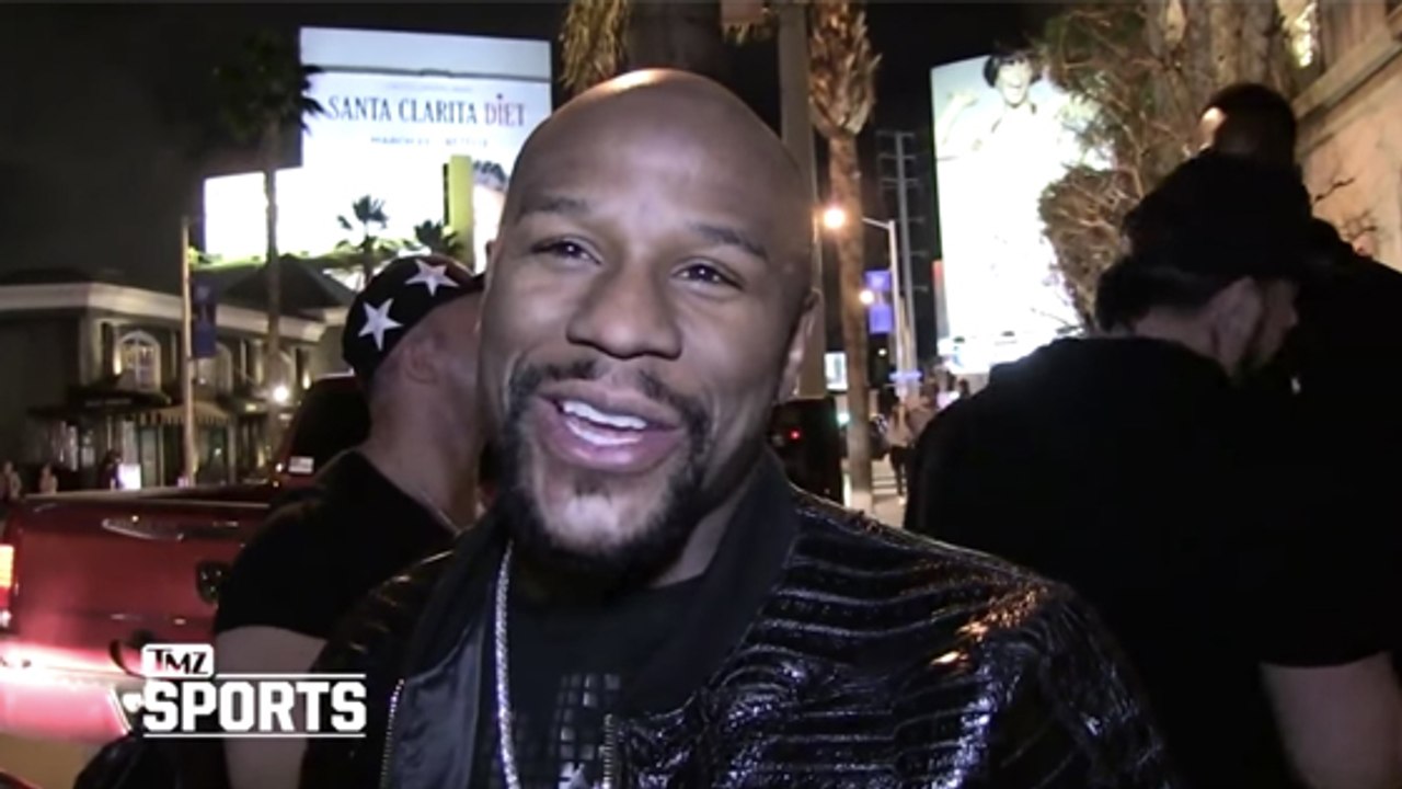 Floyd Mayweather annonce le début de son entraînement MMA et juge son niveau