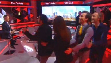 Touche pas à mon poste : Cyril Hanouna et ses chroniqueurs envahissent le plateau d'I-Télé