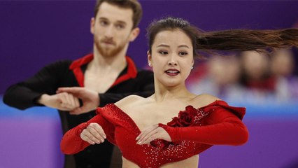 Un patineuse sud-coréenne perd une agrafe de sa robe en pleine compétition