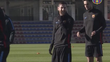 Lionel Messi s'amuse et détruit ses coéquipiers à l'entraînement