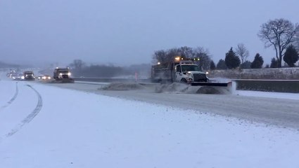 Accumulating snow blankets the central Plains