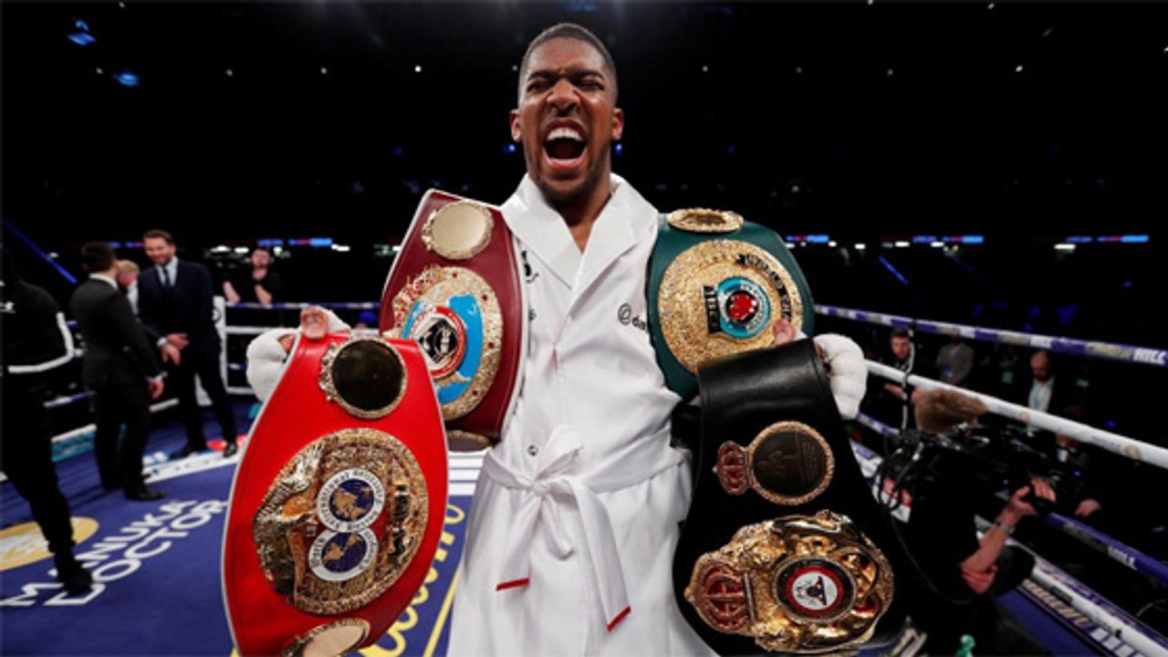 Boxe : Anthony Joshua serait le favori dans un combat contre Deontay Wilder ?