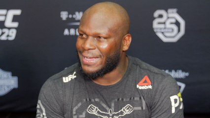 UFC : Derrick Lewis possède le meilleur compte Instagram du game