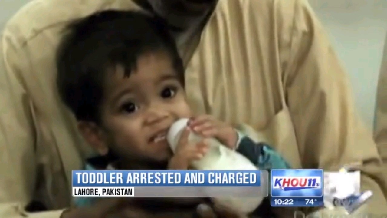 Un bébé pakistanais de 9 mois arrêté pour tentative de meurtre