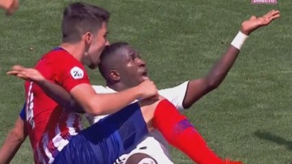 Real Madrid : Vinicius Jr se fait mordre au crâne avec la Castilla