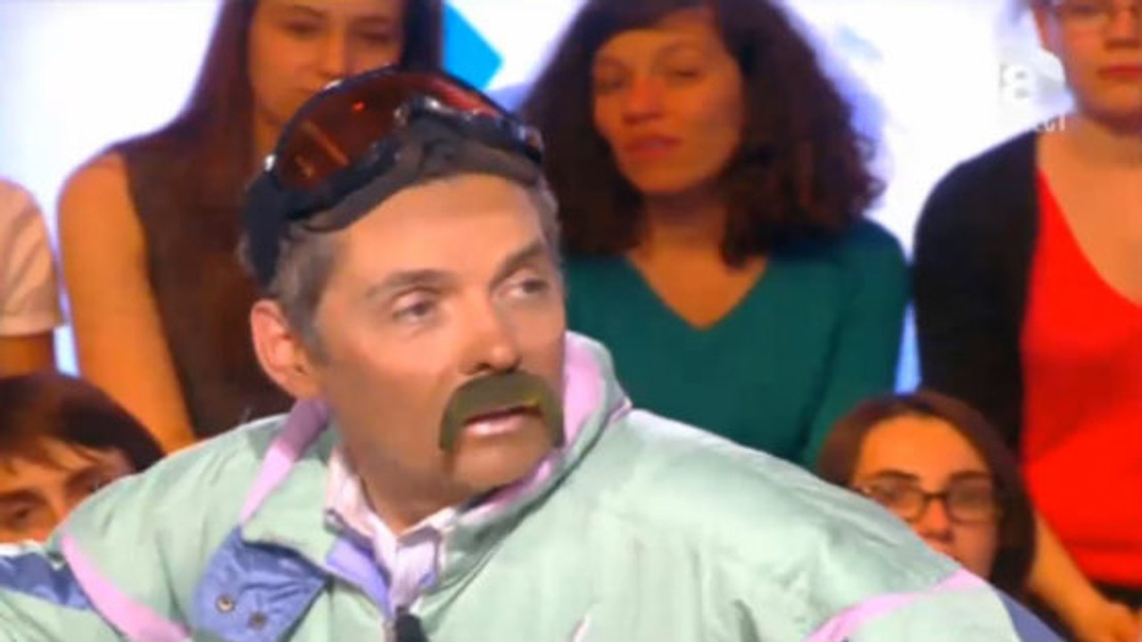 Touche pas à mon poste: un chroniqueur se déguise en Jean-Claude Dusse des "Bronzés font du ski"