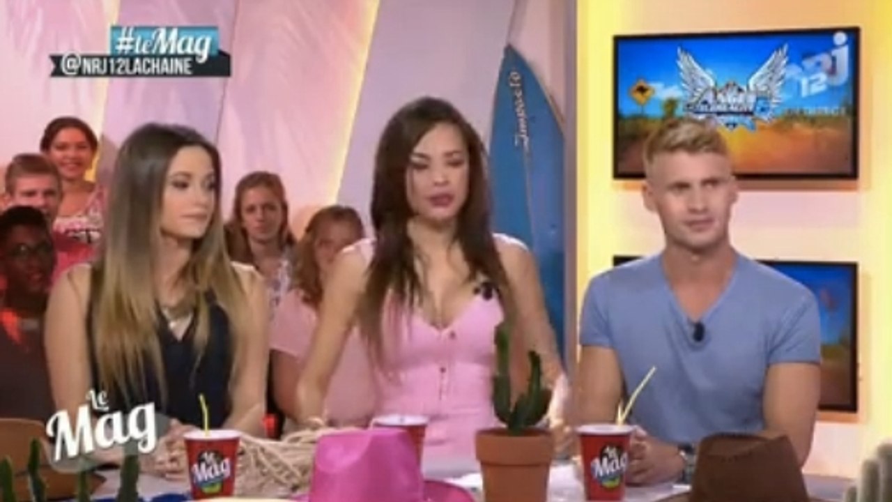 NRJ12 : Dans Le Mag, Tara se fait insulter sur Twitter à cause de son décolleté