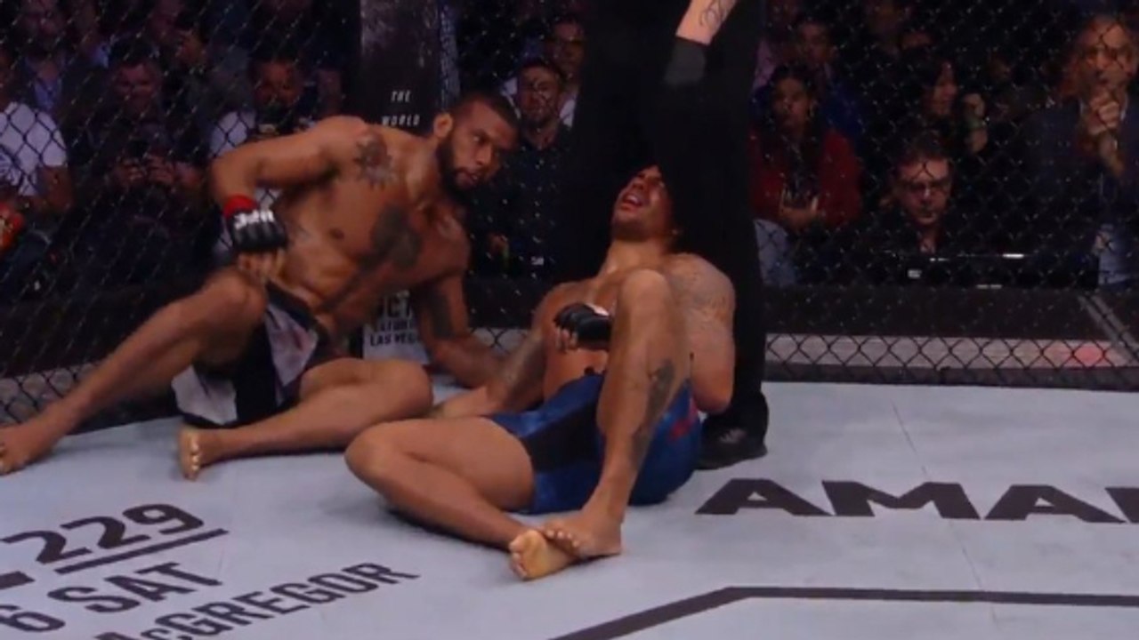 UFC Sao Paulo : Thiago Santos s'impose par TKO contre Eryk Anders