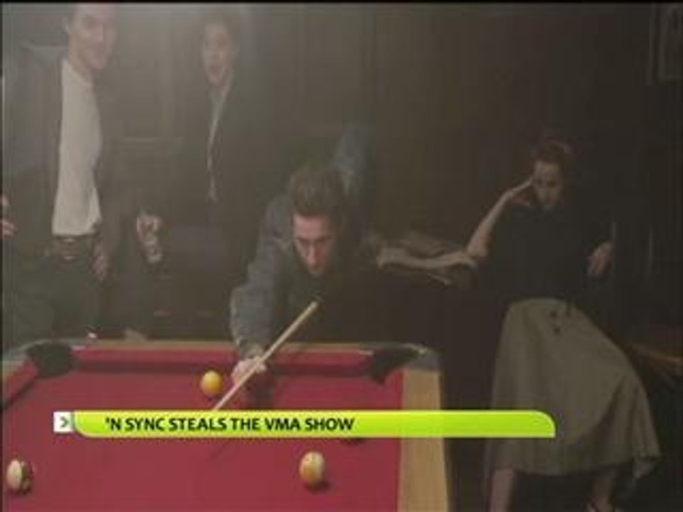'N SYNC' steals the VMA Show