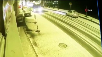 Sarıyer’deki 2 İETT otobüsünün çarpışma anı kameralarda