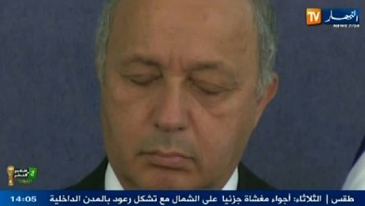 Laurent Fabius s’endort en pleine réunion officielle en Algérie